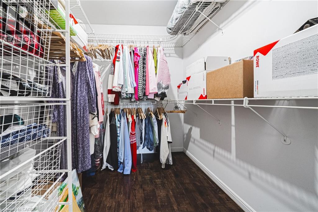 2200 SANDRINGHAM Drive, Burlington, Ontario, L7P1T9 — Photo 24