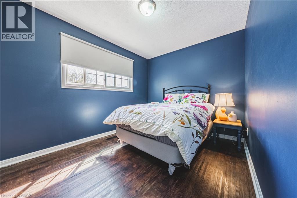 2200 SANDRINGHAM Drive, Burlington, Ontario, L7P1T9 — Photo 25