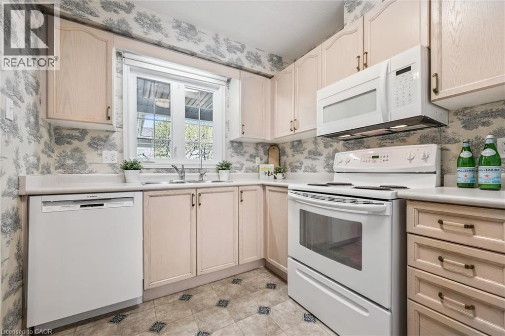 21 FOELL Street Unit# 6, Baden, Ontario, N3A2V6 — Photo 4