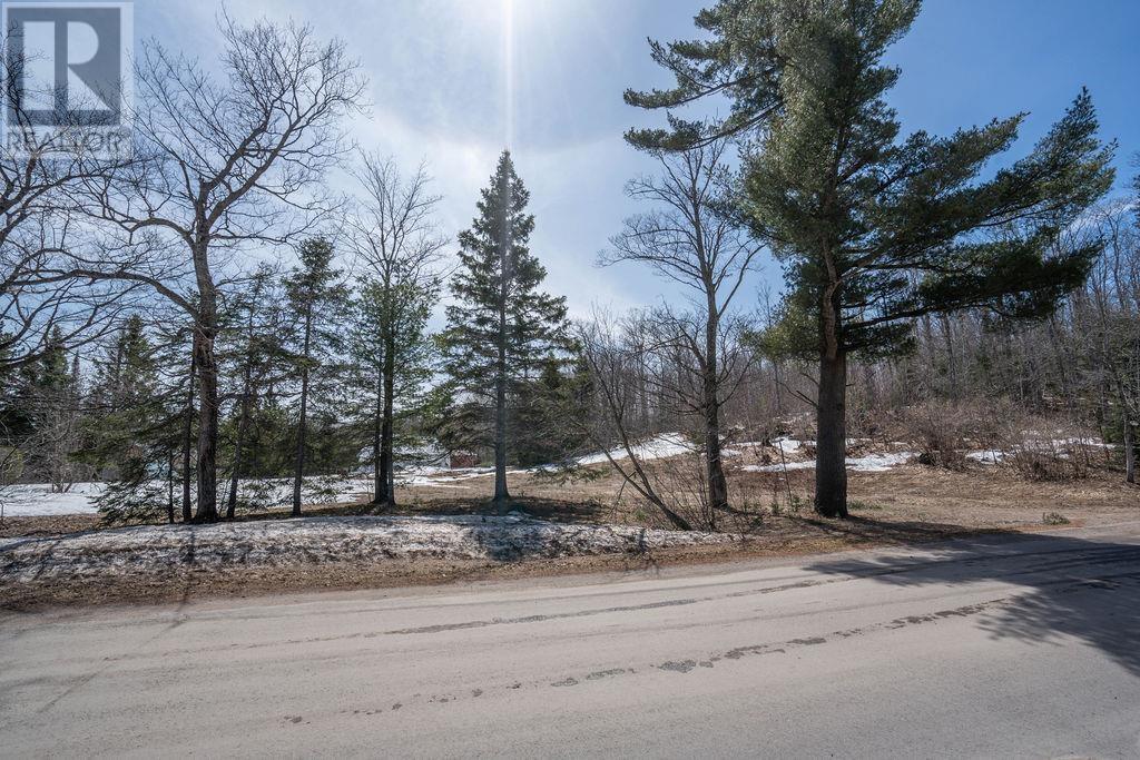 677 Maki RD, Sault Ste. Marie, Ontario, P6A6K4 — Photo 12