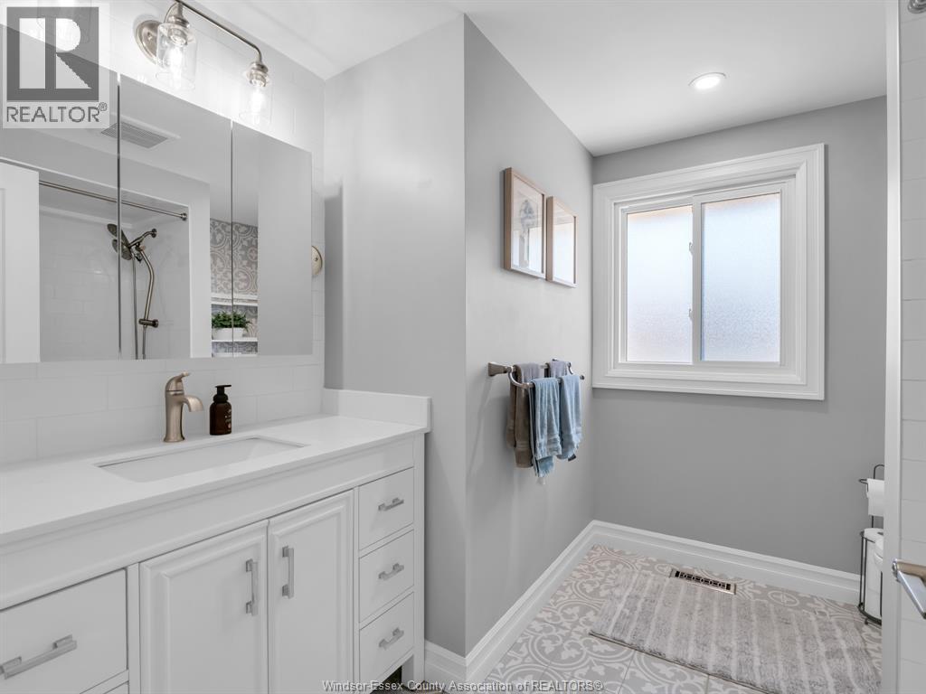 2351 SANTOS DRIVE, Windsor, Ontario, N9G2J7 — Photo 16