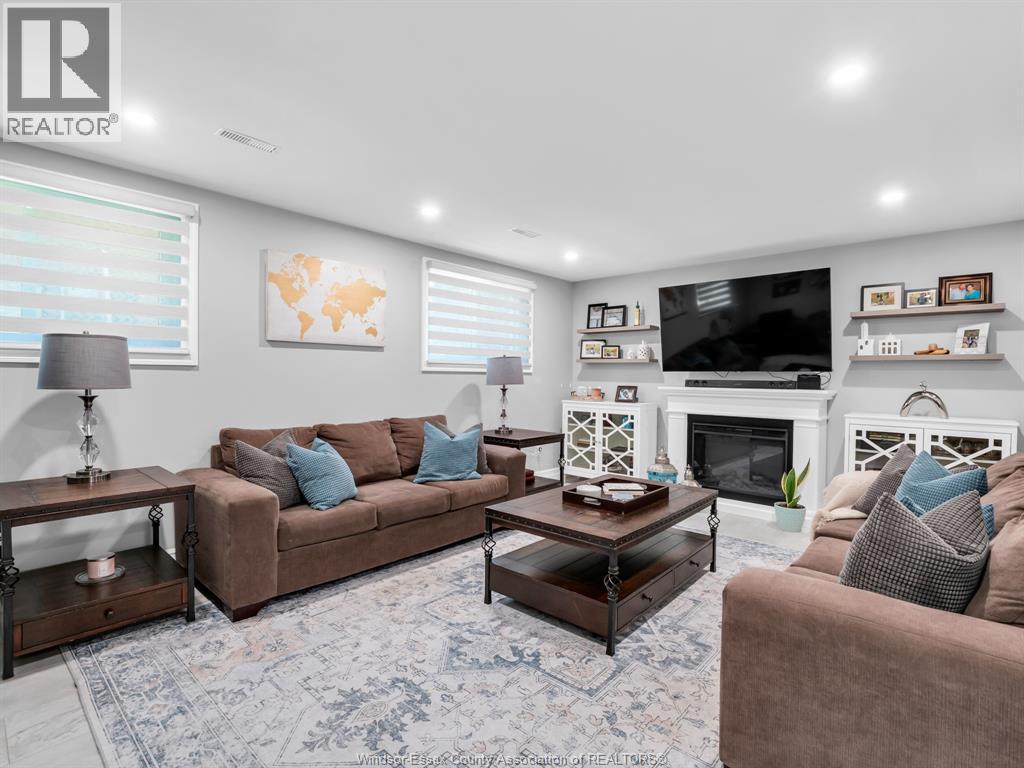 2351 SANTOS DRIVE, Windsor, Ontario, N9G2J7 — Photo 19