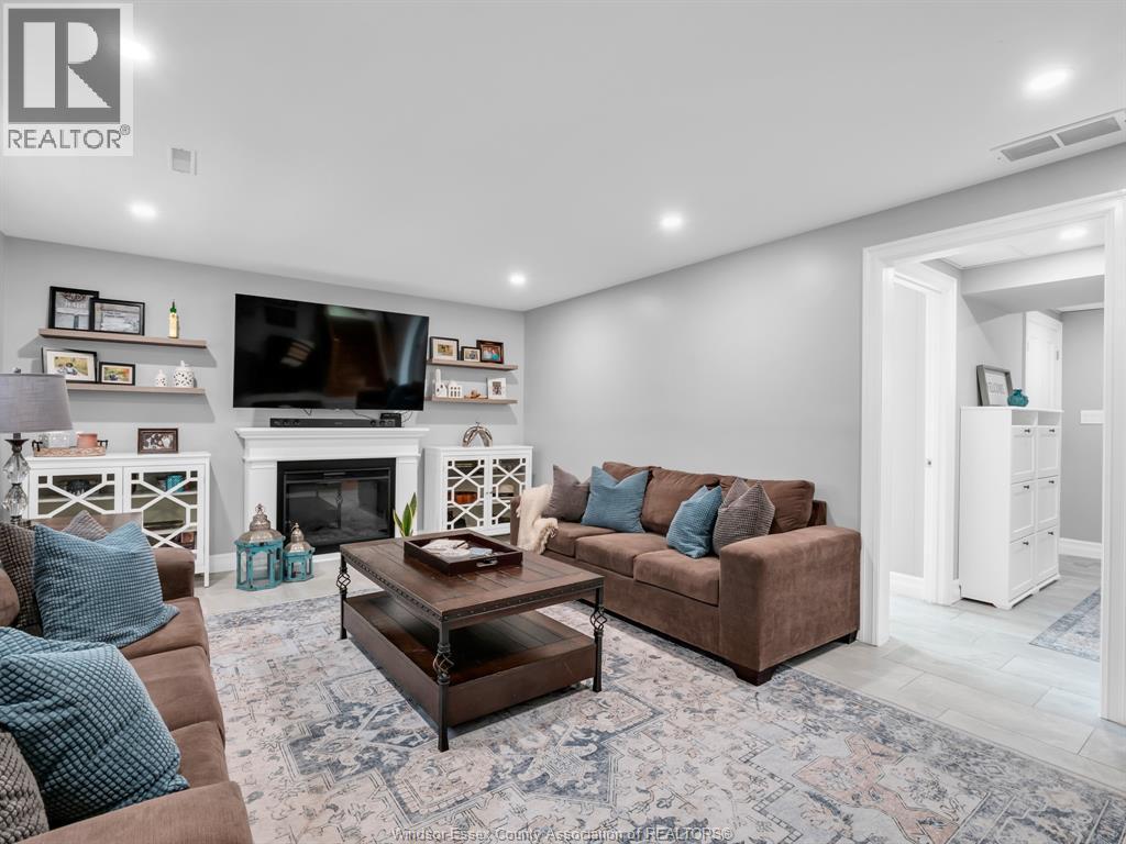 2351 SANTOS DRIVE, Windsor, Ontario, N9G2J7 — Photo 20