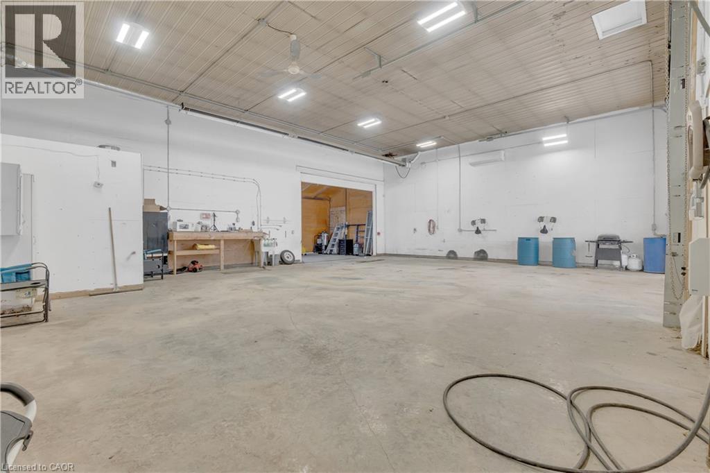 8485 WELLINGTON RD 86 Road, Mapleton, Ontario, N4W3G8 — Photo 10