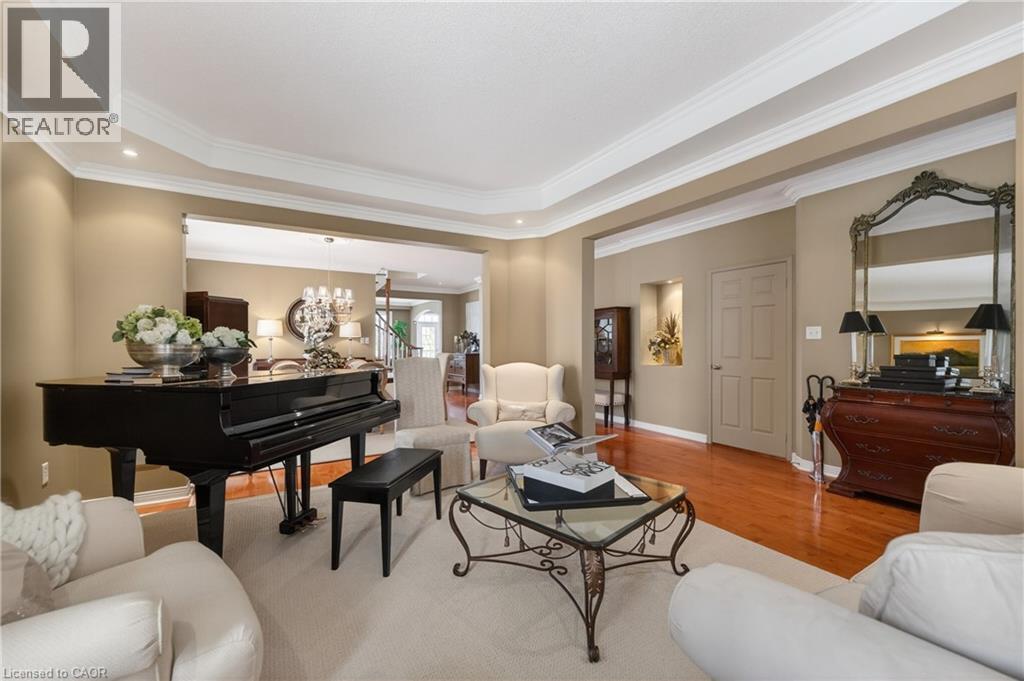 4266 CLUBVIEW Drive, Burlington, Ontario, L7M4X2 — Photo 9