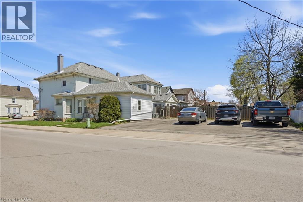 4640 MORRISON Street, Niagara Falls, Ontario, L2E2B7 — Photo 4