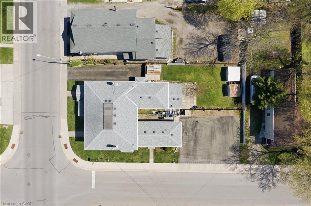 4640 MORRISON Street, Niagara Falls, Ontario, L2E2B7 — Photo 8
