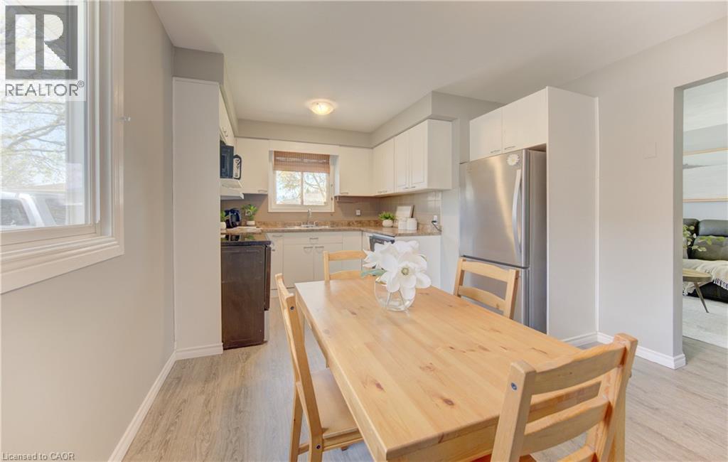 100 JOHANNA Drive, Cambridge, Ontario, N1S4A7 — Photo 13
