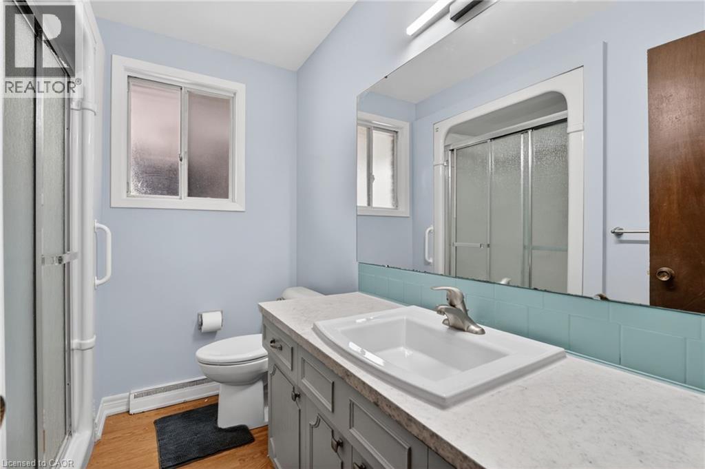 13 CASCADE Court, St. Catharines, Ontario, L2P1T5 — Photo 18