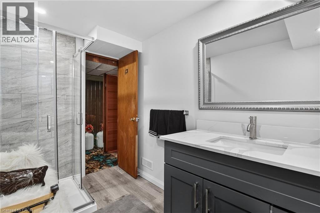 13 CASCADE Court, St. Catharines, Ontario, L2P1T5 — Photo 30