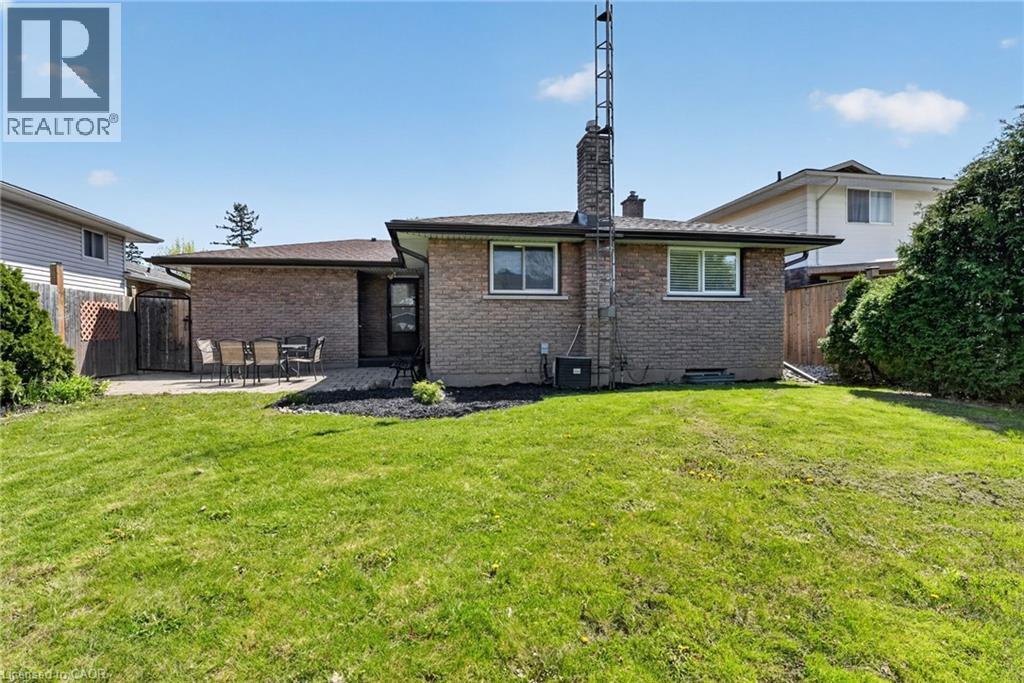 13 CASCADE Court, St. Catharines, Ontario, L2P1T5 — Photo 33