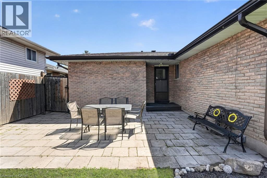 13 CASCADE Court, St. Catharines, Ontario, L2P1T5 — Photo 34