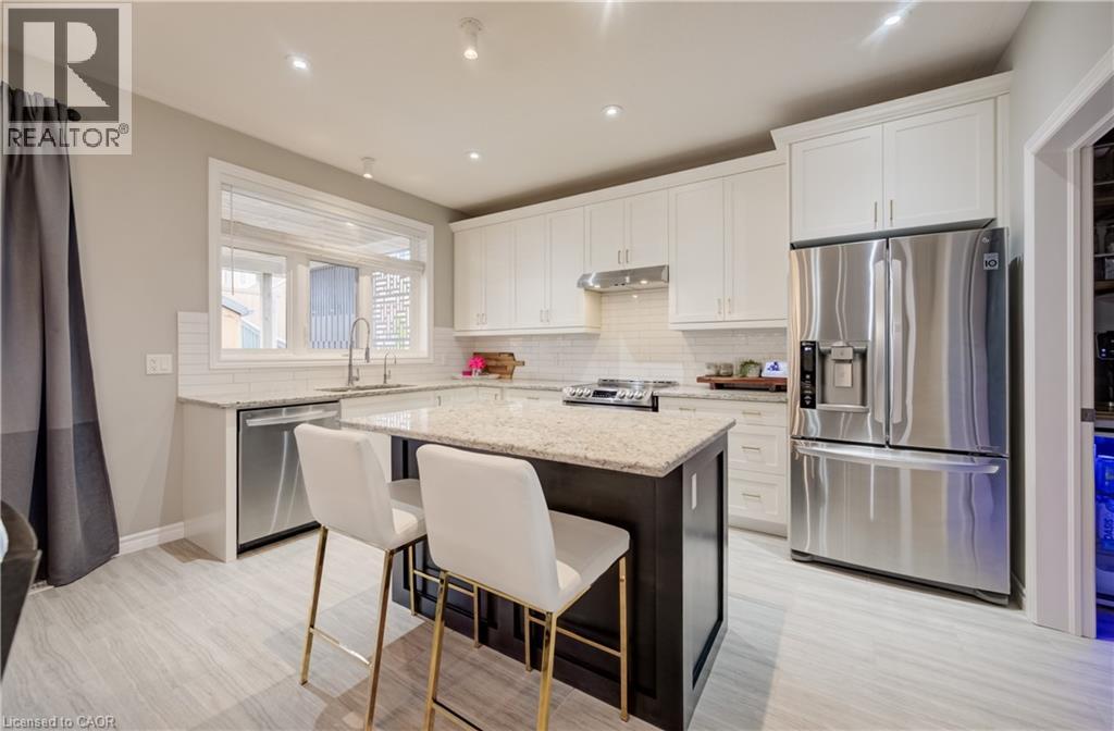 69 THEODORE SCHULER Boulevard, New Hamburg, Ontario, N3A0B9 — Photo 9