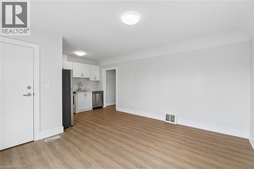 428 THOROLD Road, Welland, Ontario, L3C3W6 — Photo 20