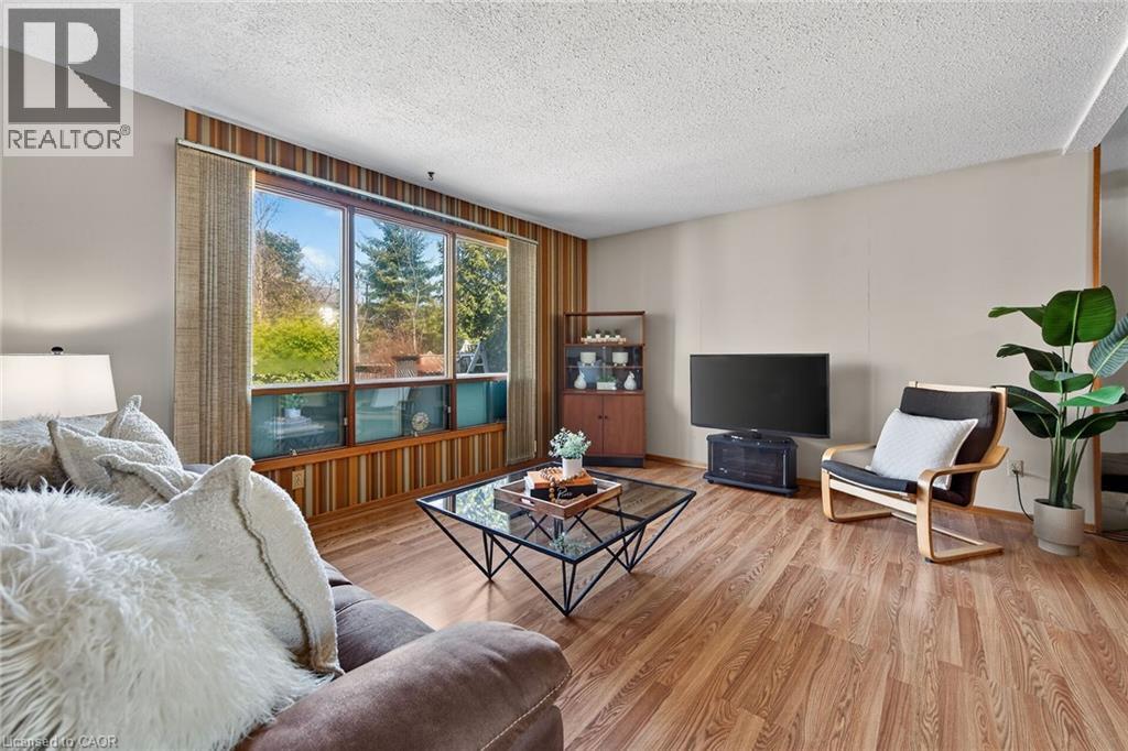 257 QUEENSDALE Avenue E, Hamilton, Ontario, L9A1L3 — Photo 24