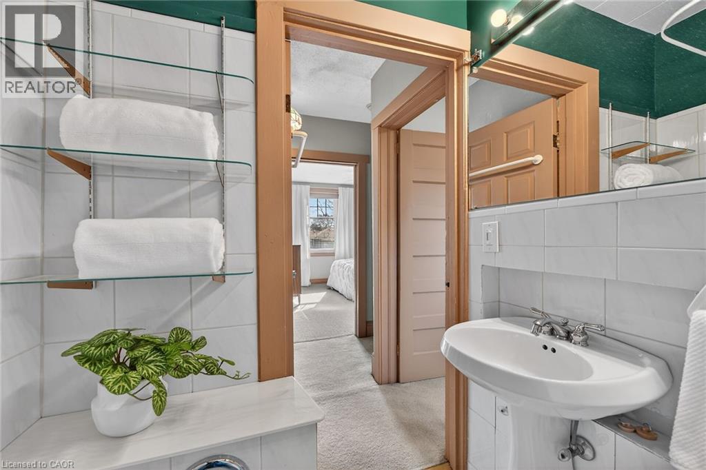 257 QUEENSDALE Avenue E, Hamilton, Ontario, L9A1L3 — Photo 37