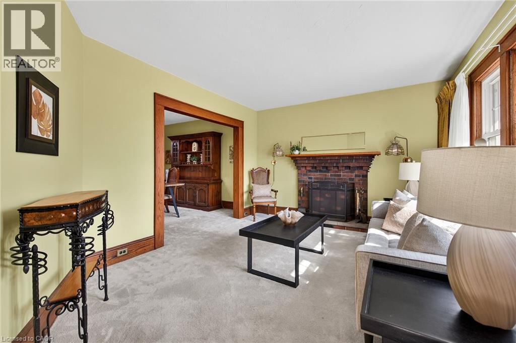 257 QUEENSDALE Avenue E, Hamilton, Ontario, L9A1L3 — Photo 9