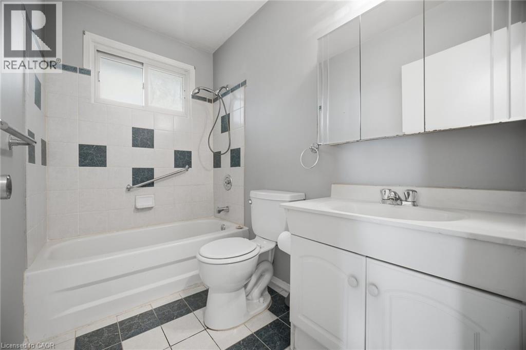 311 EAST 14TH Street, Hamilton, Ontario, L9A4C1 — Photo 21