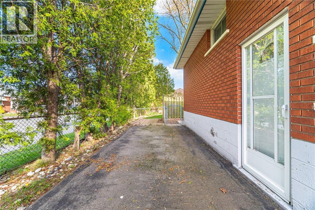 311 EAST 14TH Street, Hamilton, Ontario, L9A4C1 — Photo 44