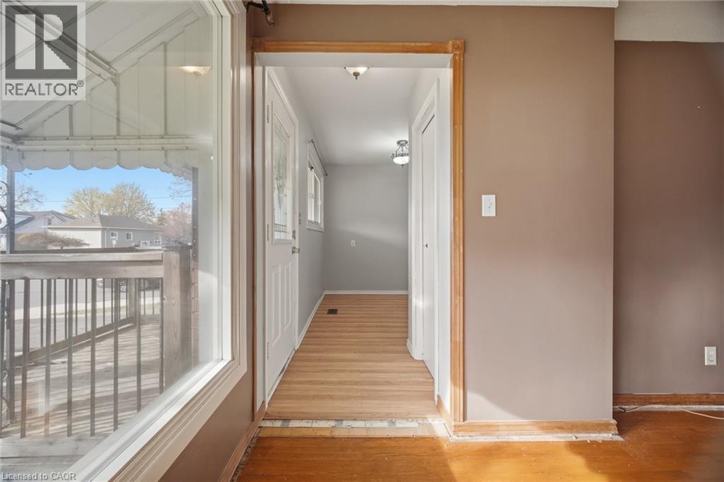 311 EAST 14TH Street, Hamilton, Ontario, L9A4C1 — Photo 8