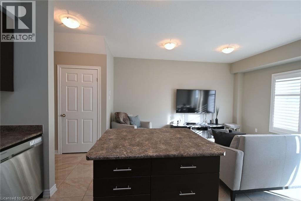 55 MADONNA Drive Unit# 12, Hamilton, Ontario, L0R1W0 — Photo 7