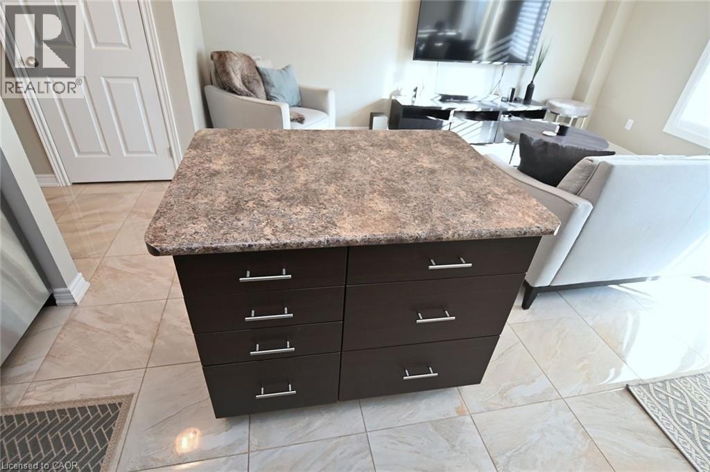 55 MADONNA Drive Unit# 12, Hamilton, Ontario, L0R1W0 — Photo 9