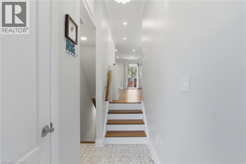 1520 SIXTH Line Unit# 21, Oakville, Ontario, L6H2P2 — Photo 4