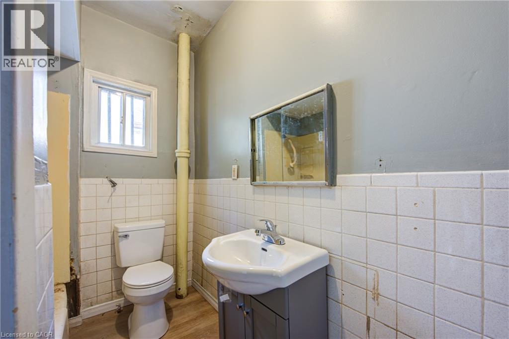 1 RATHGAR Street, London, Ontario, N5Z1Y3 — Photo 12
