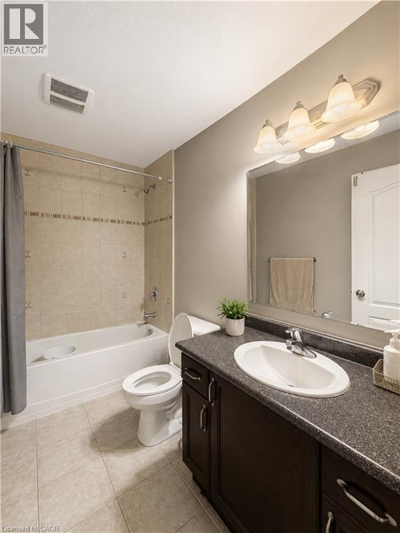 1364 COUNTRYSTONE Drive, Kitchener, Ontario, N2N3R8 — Photo 14