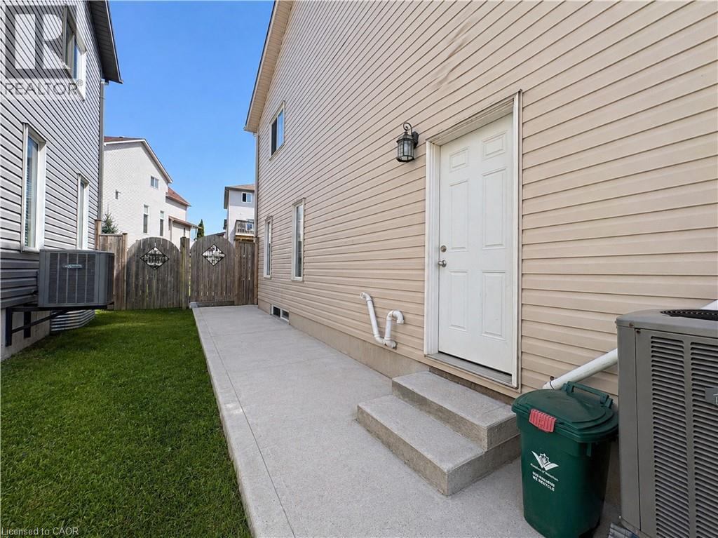 1364 COUNTRYSTONE Drive, Kitchener, Ontario, N2N3R8 — Photo 19