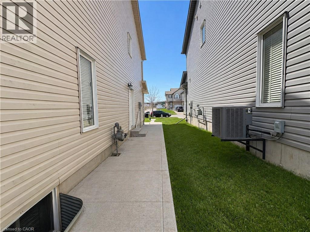 1364 COUNTRYSTONE Drive, Kitchener, Ontario, N2N3R8 — Photo 20