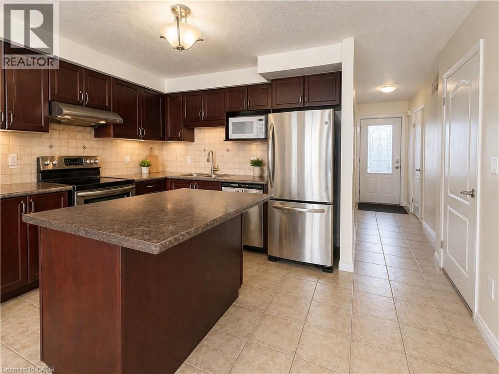 1364 COUNTRYSTONE Drive, Kitchener, Ontario, N2N3R8 — Photo 8