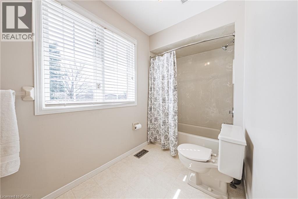 110 HIGHBURY Drive, Stoney Creek, Ontario, L8J3P4 — Photo 20