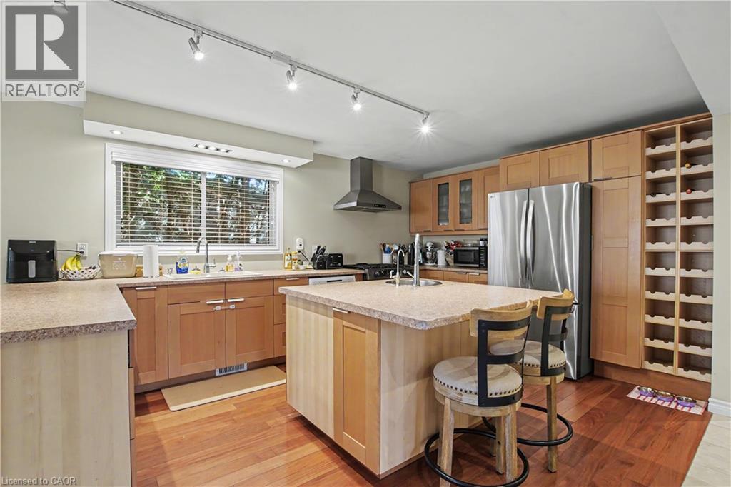 241 GUELPH Avenue, Cambridge, Ontario, N3C1A9 — Photo 10