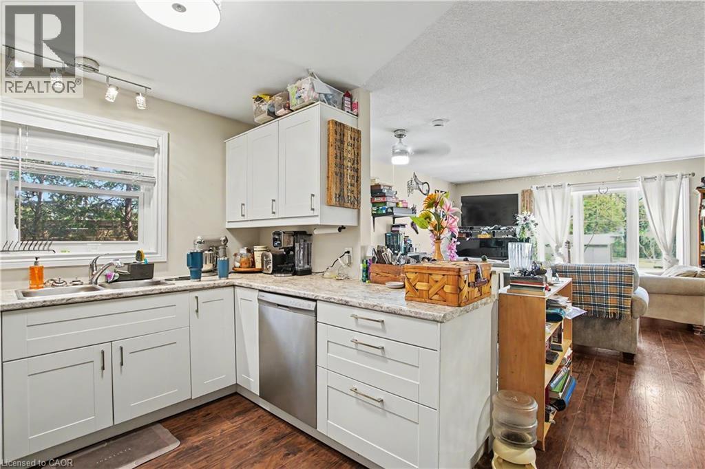 241 GUELPH Avenue, Cambridge, Ontario, N3C1A9 — Photo 31