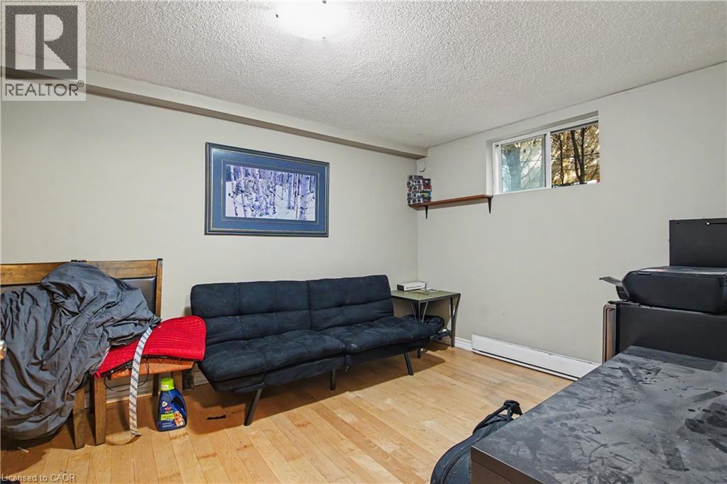 241 GUELPH Avenue, Cambridge, Ontario, N3C1A9 — Photo 32