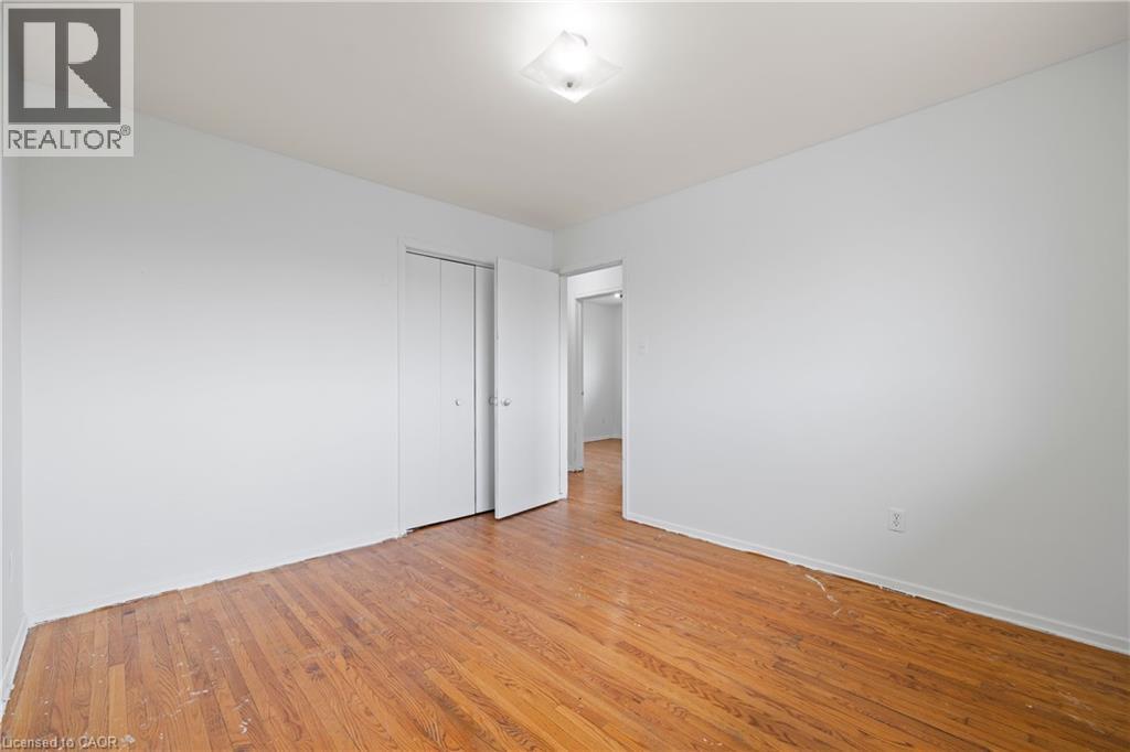 481-( UPPER LEVEL) LIMERIDGE Court, Hamilton, Ontario, L9C2V8 — Photo 11