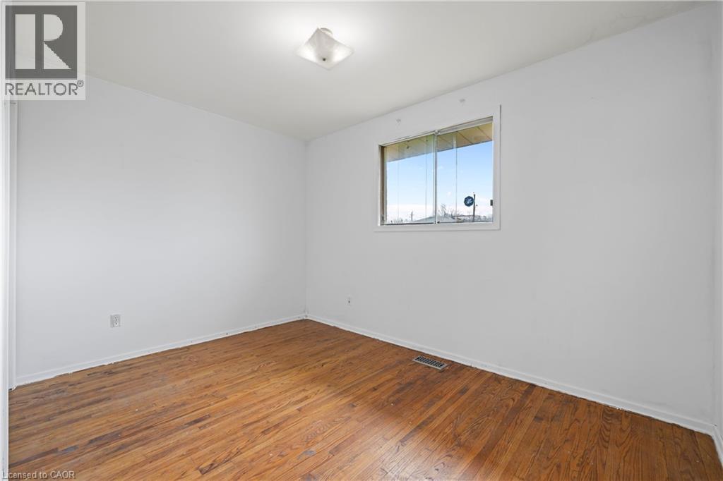 481-( UPPER LEVEL) LIMERIDGE Court, Hamilton, Ontario, L9C2V8 — Photo 12