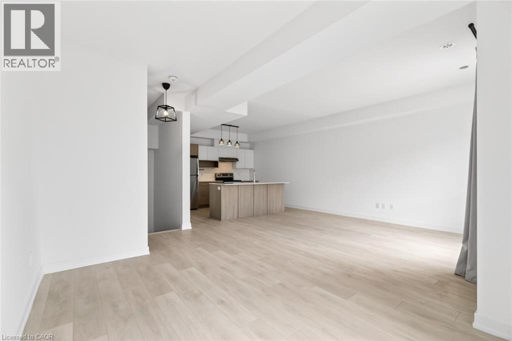 1121 COOKE Boulevard Unit# 32, Burlington, Ontario, L7T0C3 — Photo 12