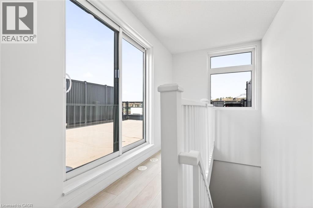 1121 COOKE Boulevard Unit# 32, Burlington, Ontario, L7T0C3 — Photo 39