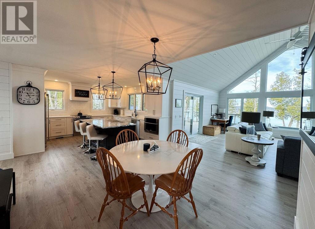 245 Grandor Rd, Kagawong, Ontario, P0P1J0 — Photo 11