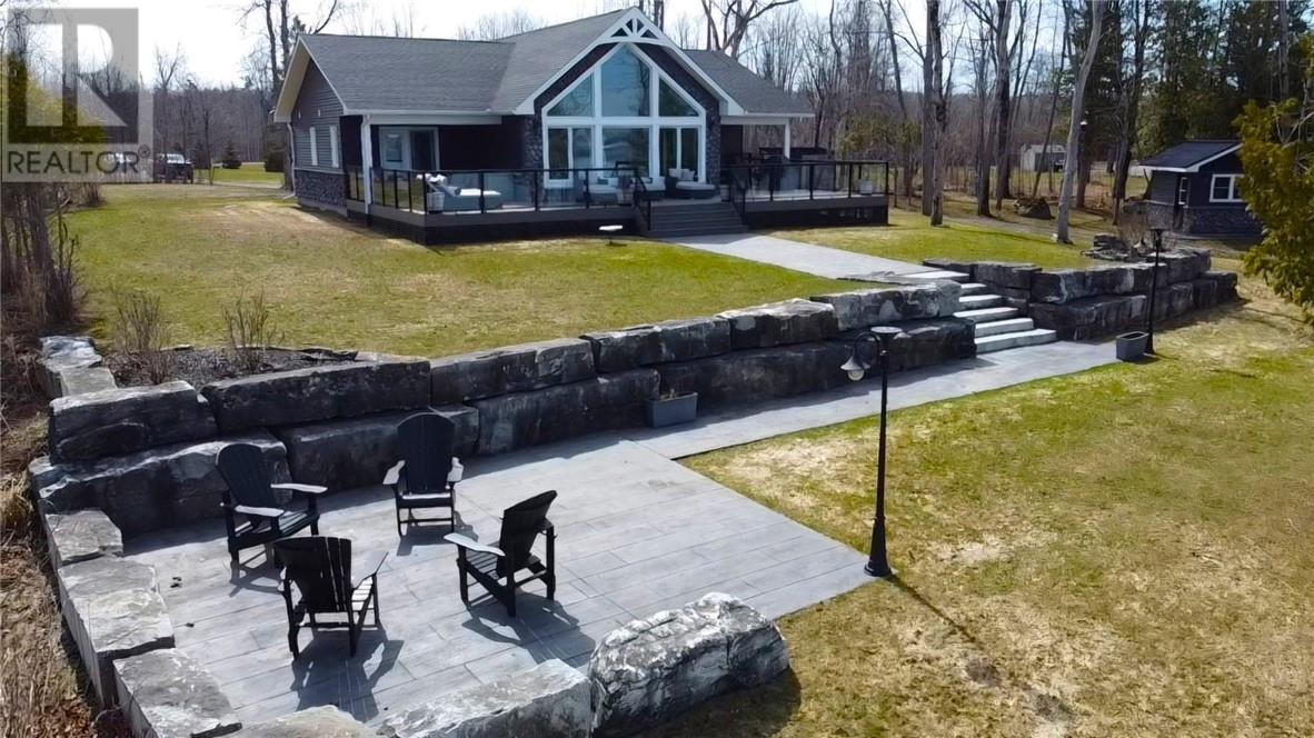 245 Grandor Rd, Kagawong, Ontario, P0P1J0 — Photo 2