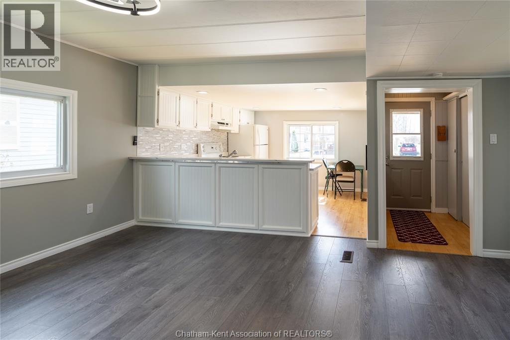6 Maple DRIVE, McGregor, Ontario, N0R1J0 — Photo 7