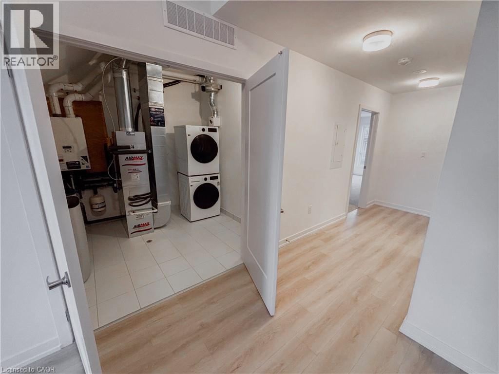 25 PALACE Street Unit# P31, Kitchener, Ontario, N2E0L2 — Photo 10