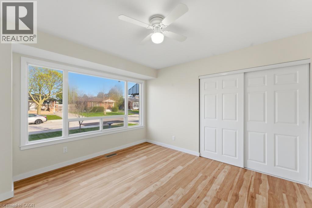 21 CRANE Court, Hamilton, Ontario, L9A3Z1 — Photo 13