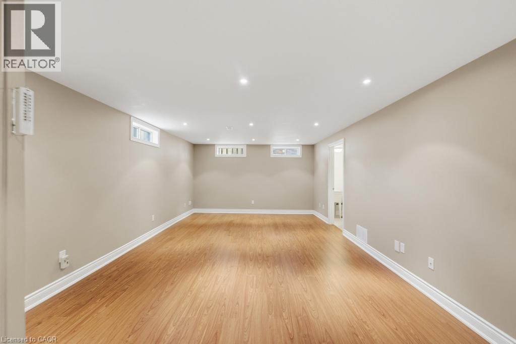 21 CRANE Court, Hamilton, Ontario, L9A3Z1 — Photo 23