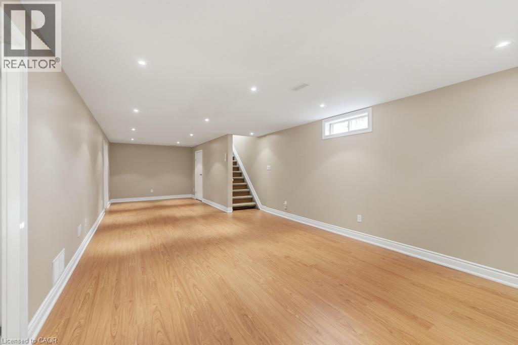 21 CRANE Court, Hamilton, Ontario, L9A3Z1 — Photo 24