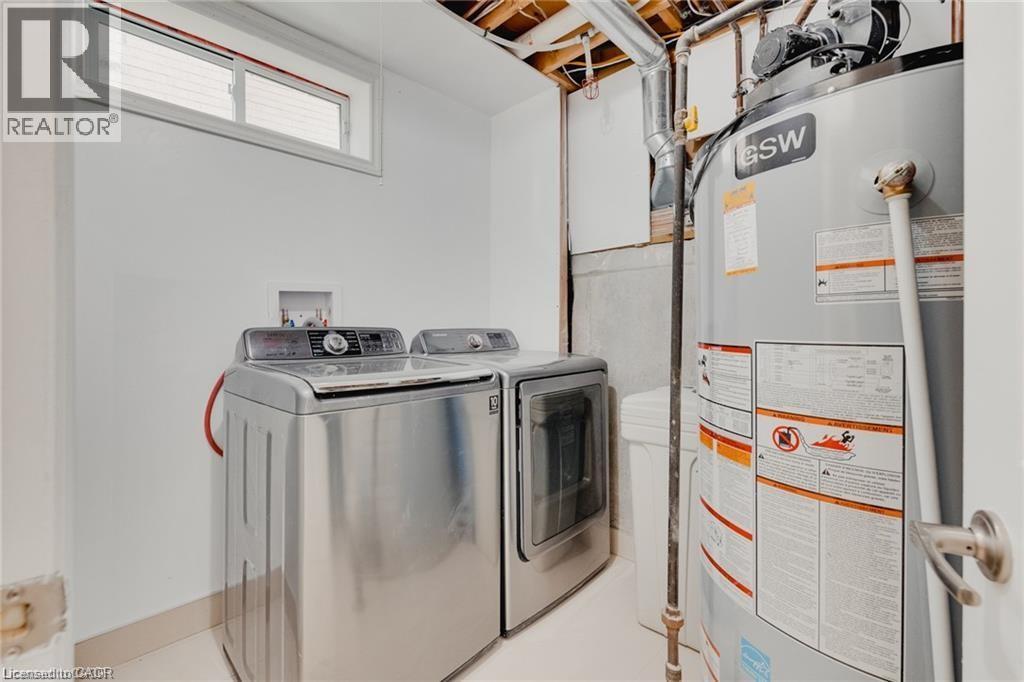 347 KEEWATIN Avenue Unit# Lower, Kitchener, Ontario, N2B3W2 — Photo 8