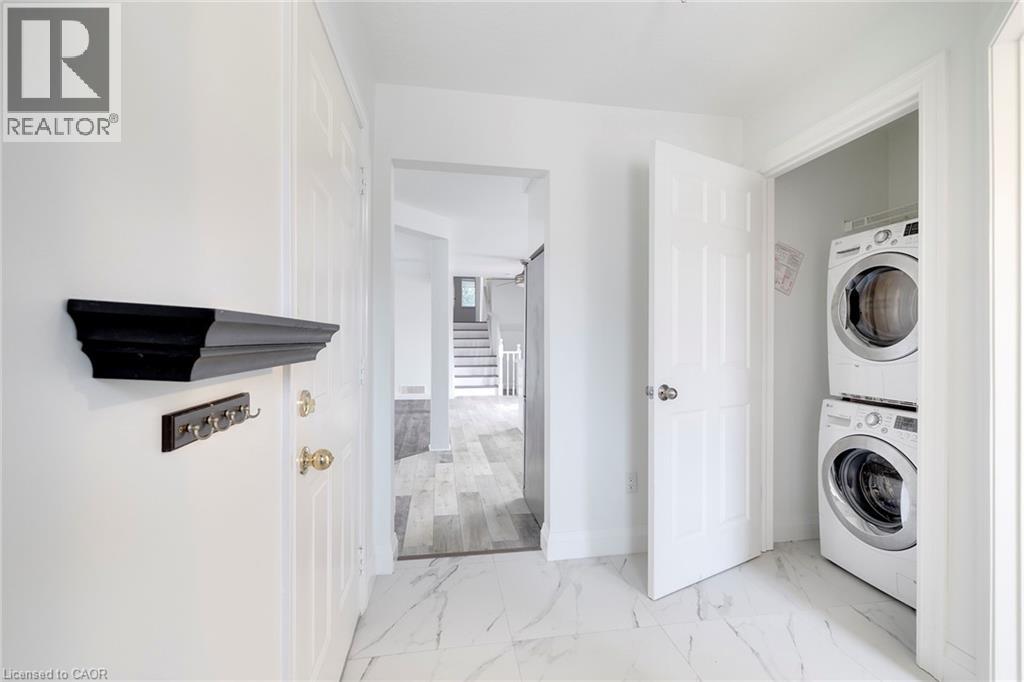 347 KEEWATIN Avenue Unit# Main Level, Kitchener, Ontario, N2B3W2 — Photo 12