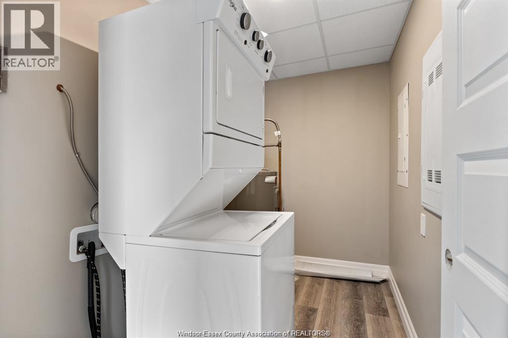 955 OUELLETTE AVENUE Unit# 305, Windsor, Ontario, N9A4J5 — Photo 3